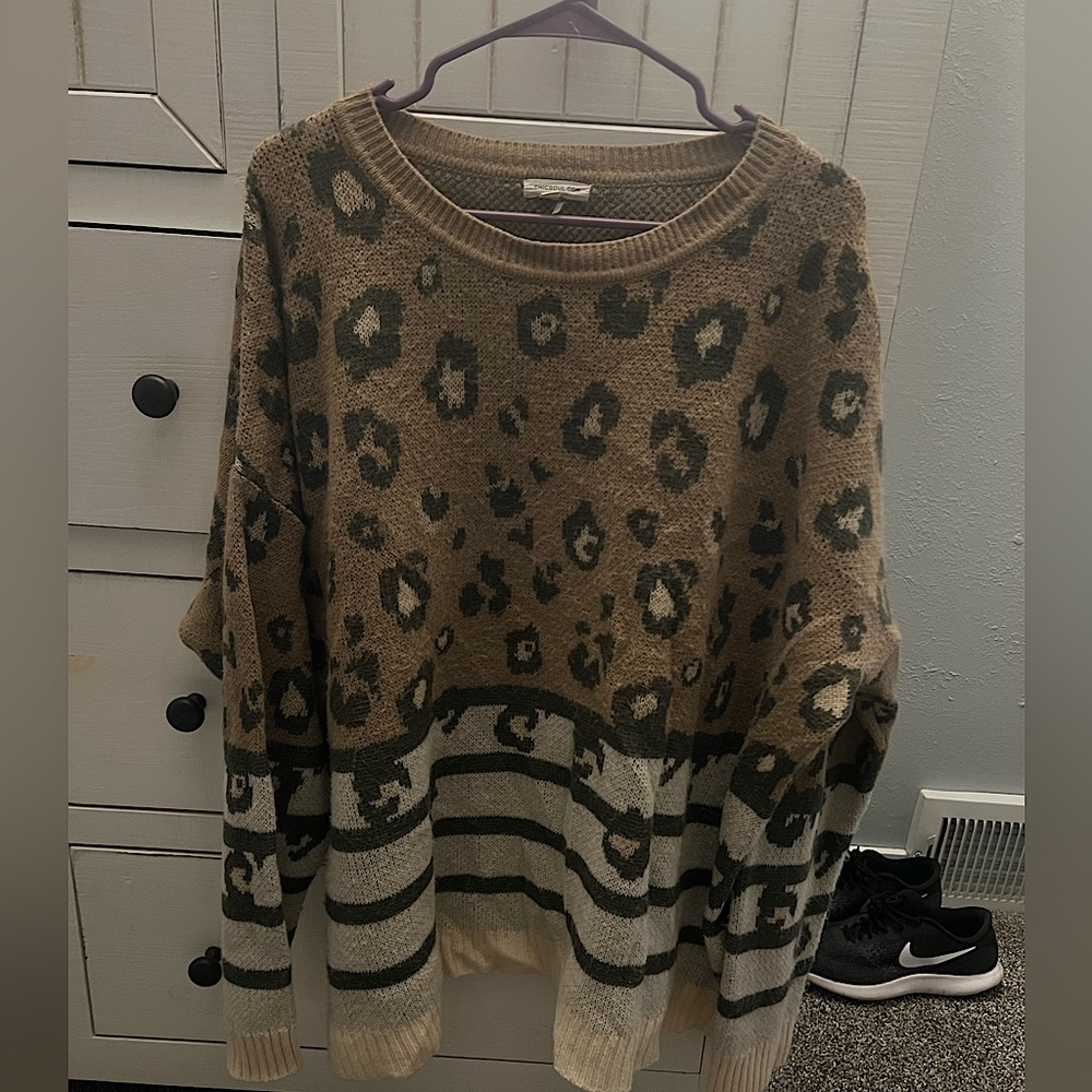 Chic Soul simply spotted sweater